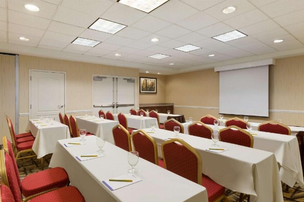 Hilton Garden Inn Shelton image 30